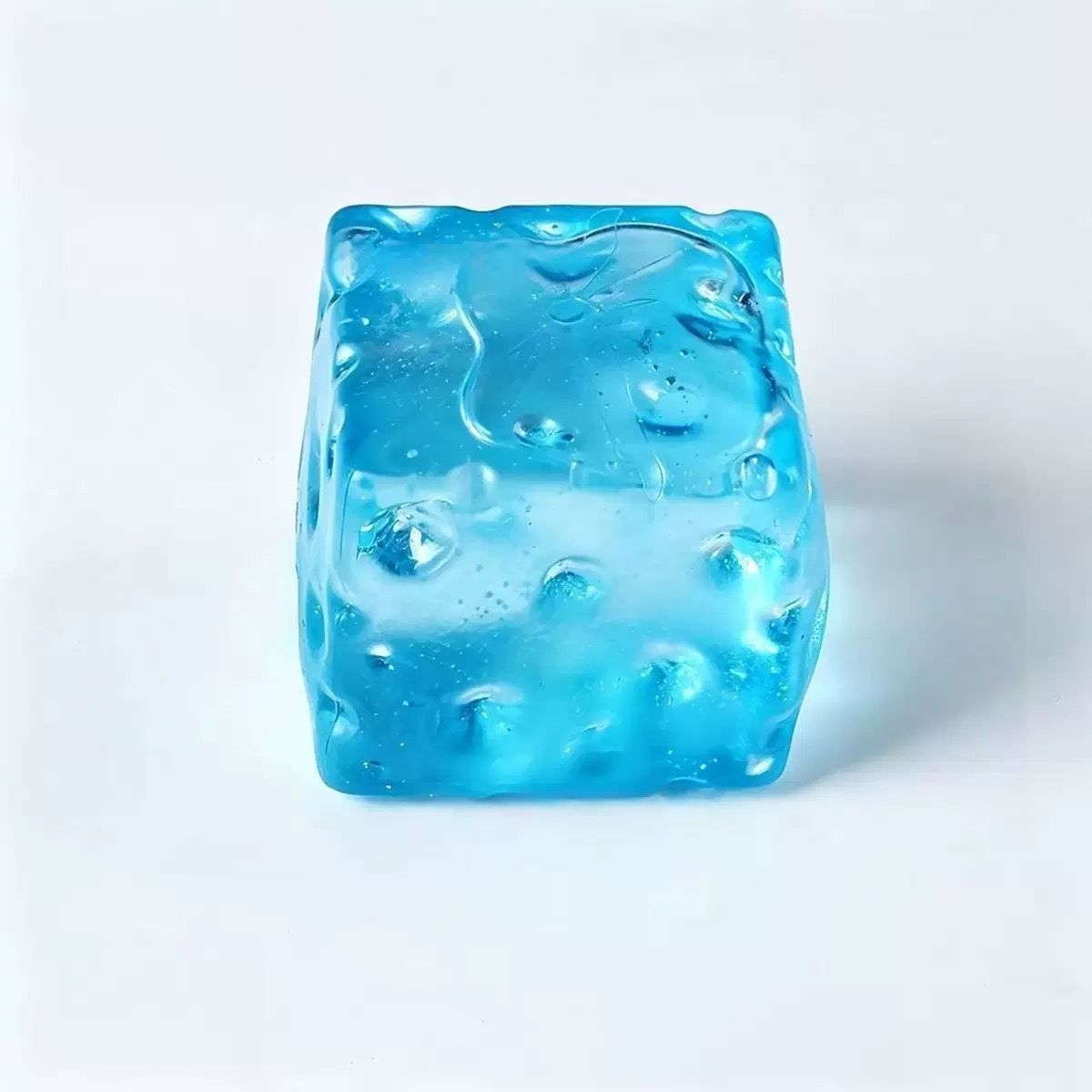 Simulated maltose slow-rebound cheese squeeze toy