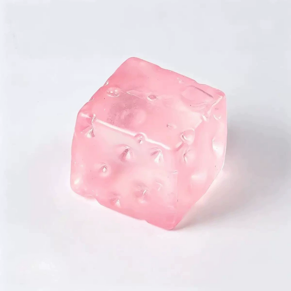 Simulated maltose slow-rebound cheese squeeze toy